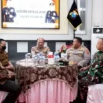 Kapolda Jatim Gelar Coffe Morning di Polres Pasuruan, Perkuat Sinergi Forkopimda dan Tokoh Masyarakat