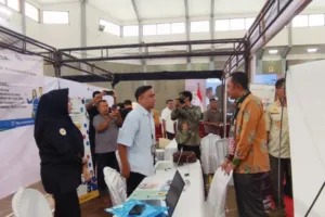 Pemerintah Kabupaten Bondowoso menggelar Job Fair 2025 pada tanggal 12 November 2025 di GOR Pelita Kabupaten Bondowoso.