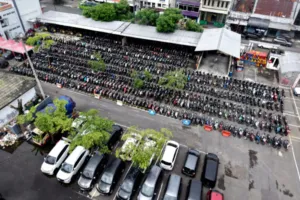 Gratis! Polrestabes Surabaya Gelar Bazar Ranmor, Ratusan Motor Curian Siap Pulang ke Tangan Pemilik
