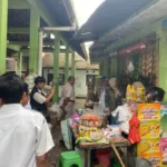 Cegah Lonjakan Harga, Polisi Turun Langsung Pantau Sembako di Pasar Nangkaan