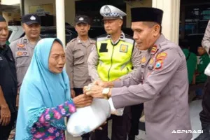 Polsek Maesan Hadir untuk Rakyat, Ratusan Paket Sembako dan Takjil Dibagikan Gratis