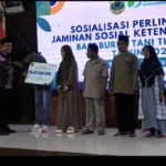 Pemkab Bondowoso Gelontorkan Rp2,4 Miliar, 15.300 Buruh Tani Tembakau Dapat Perlindungan Jaminan Sosial