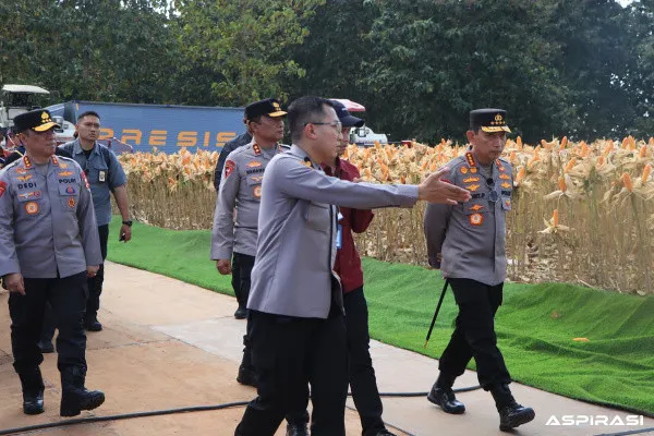 Polri dan Petani Jagung Tuban Siap Sambut Presiden RI di Panen Raya Nasional, Semangat Swasembada Pangan Menggema