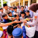Jumat Berkah Polres Bondowoso, Saat Kepedulian Hadir dalam Setiap Kotak Nasi