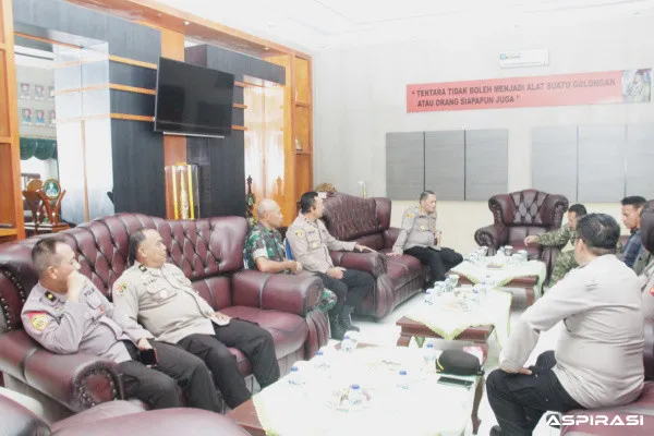 TNI-Polri Makin Solid, Kapolres Bondowoso Sambangi Kodim 0822 dan Koramil Jajaran Perkuat Sinergitas