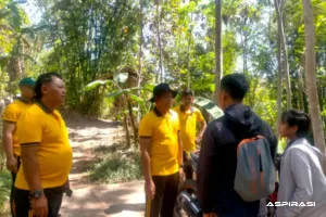 Call Center 110 Bergerak Kilat, Dua Pendaki Tersesat di Puncak Mahadewa Berhasil Diselamatkan