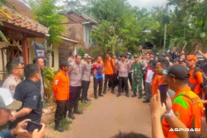 Kapolres Aryo Gerak Cepat Pimpin Pencarian Pendaki Hilang di Gunung Piramid, Posko Darurat Langsung Dibentuk