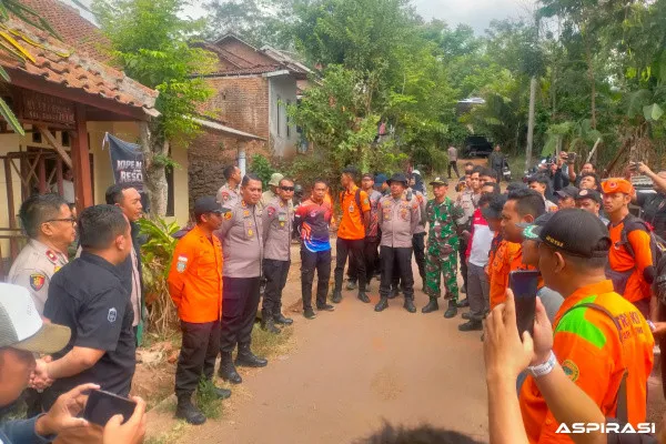 Kapolres Aryo Gerak Cepat Pimpin Pencarian Pendaki Hilang di Gunung Piramid, Posko Darurat Langsung Dibentuk