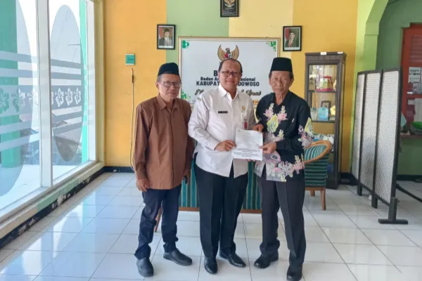BAZNAS Bondowoso Salurkan Bantuan Akomodasi Pasien Jantung Bocor yang Dirawat di Malang