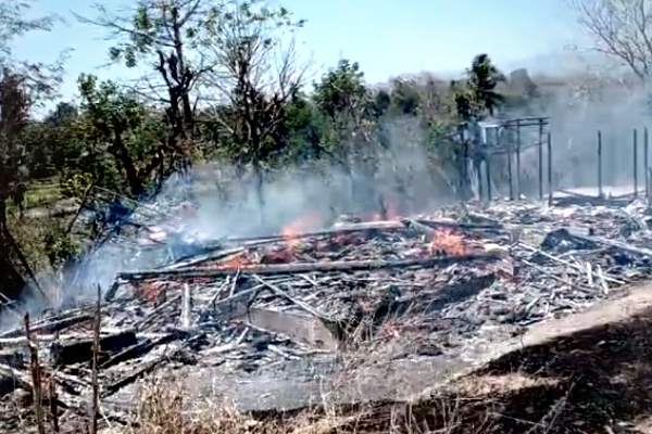 Lupa Matikan Kompor, Rumah Warga Lanas Terbakar