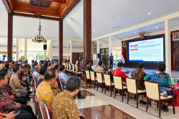 BKN Sentil Birokrasi Bondowoso: Jangan Bangga Punya Aplikasi, Ukur Berapa Masalah Rakyat yang Tuntas!