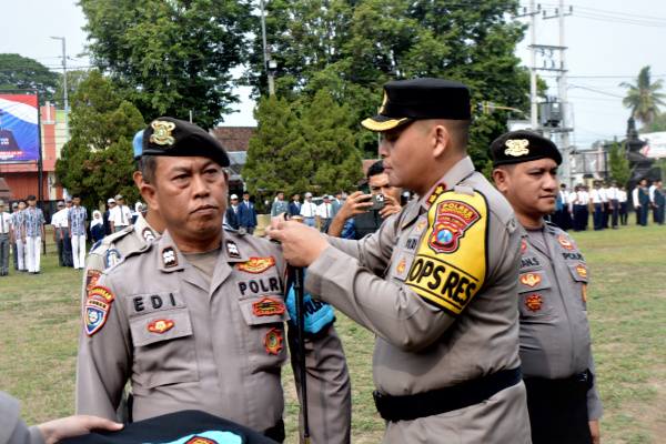 Bukan Sekadar Jaga Sekolah! Kapolres Bondowoso Perkuat Benteng Pelajar dari Bullying dan Narkoba