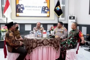 Kapolda Jatim Gelar Coffe Morning di Polres Pasuruan, Perkuat Sinergi Forkopimda dan Tokoh Masyarakat