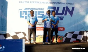Ratusan Warga Ramaikan Bondowoso QRIS Run 2025, Lari Sehat Sambil Belajar Transaksi Digital