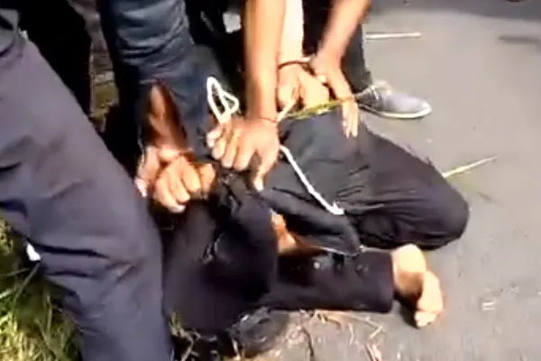 Viral! Jambret di Bondowoso Dihajar Massa Usai Upacara 17 Agustus