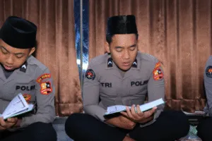 Divhumas Polri Tebar Keberkahan Lewat Pengajian dan Khataman Rutin