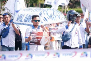 Aksi Damai Buruh di Surabaya, Kapolrestabes Apresiasi Tertibnya Unjuk Rasa