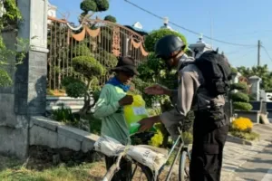 Ekspedisi 15 KM, 247 Siswa Bintara SPN Polda Jatim Tebar Misi Kemanusiaan