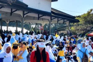 HUT ke-20 PAUD dan TK Bondowoso Dimeriahkan Jalan Sehat Bersama Bunda PAUD