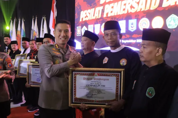 Kapolres Madiun Apresiasi Pesilat Gelar Deklarasi Pemersatu Bangsa