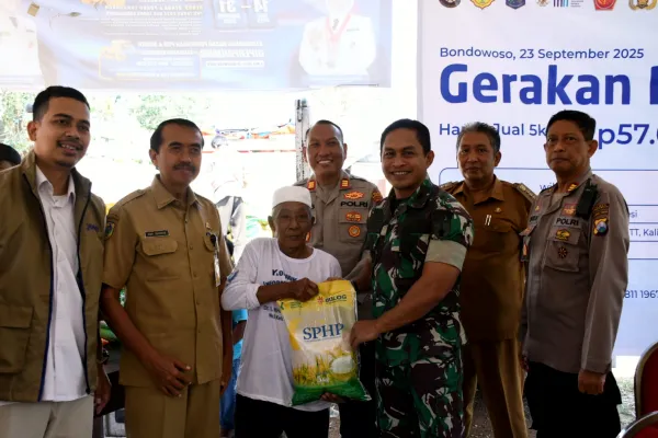 Dandim 0822 Bersama Rakyat, Kawal Program Pangan Murah