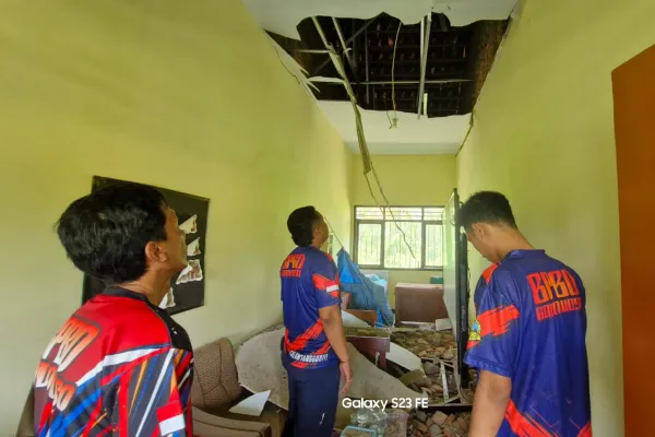 Gempa Tektonik Guncang Bondowoso, Sejumlah Bangunan Rusak Tanpa Korban Jiwa