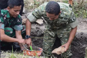 Dandim 0822 dan Bupati Bondowoso Tanam Batu Pertama Koperasi Desa Merah Putih