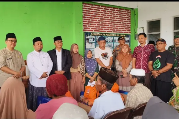 Pemkab Bondowoso Salurkan Bantuan untuk Warga Binakal dan Gadingsari Terdampak Angin Puting Beliung