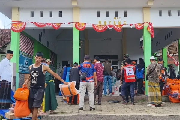 Warga Terdampak Puting Beliung Berterima Kasih ke Pemkab, Tapi Masih Menunggu Sentuhan Sosial dari Dewan Dapil V