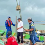 Satpolairud Polres Gresik Bongkar Dua Rumpon, Cegah Konflik Antar Nelayan di Perairan Utara