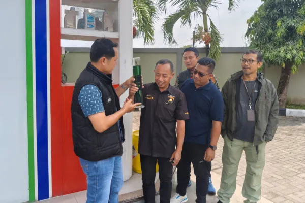 Polisi dan Pemkab Ponorogo Sidak SPBU, Pastikan Pertalite Bebas Campuran Air