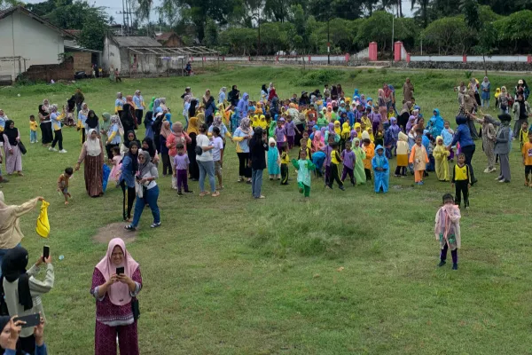 Kasat Pol Pp Dan Damkar Bondowoso Gelar Sosialisasi Proteksi Kebakaran Untuk Siswa Tk Al-asy’ari