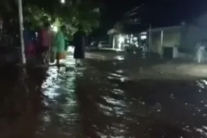 Hujan Deras Terjang Kecamatan Cermee, Ratusan Rumah Terendam Banjir