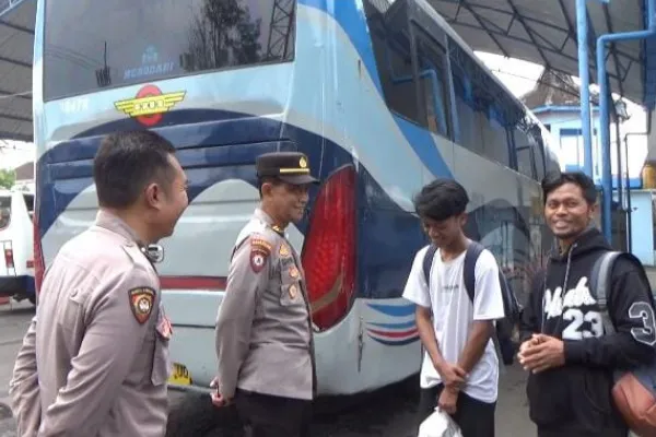 Gerak Cepat Polisi, Santri Asal Yogyakarta yang Tersesat Lima Hari di Bondowoso Akhirnya Kembali ke Pelukan Keluarga