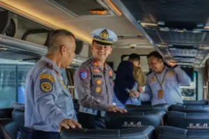 Operasi Keselamatan Semeru 2026: Polres Jember Lakukan Ramp Check dan Tes Kesehatan Awak Bus Demi Keselamatan
