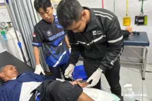 Cincin Misterius Bikin Panik, Damkar Bondowoso Sigap Evakuasi Jari Warga di Curahdami