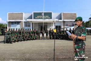 Tradisi Sakral Brigif TP 28/Bari Fola! Kolonel Inf Rinto Wijaya “Tempa” Mental Prajurit Baru 2026